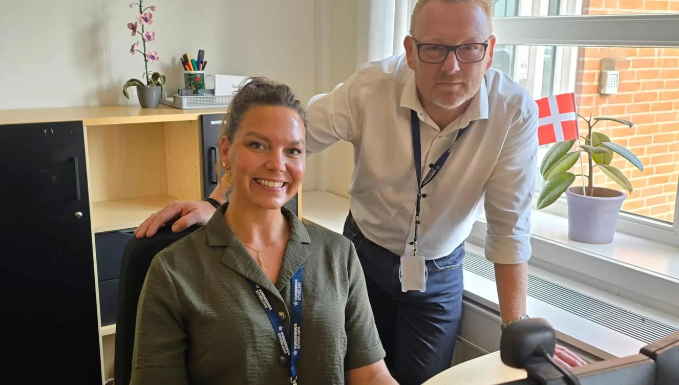 Bo fik job på skideballernes holdeplads